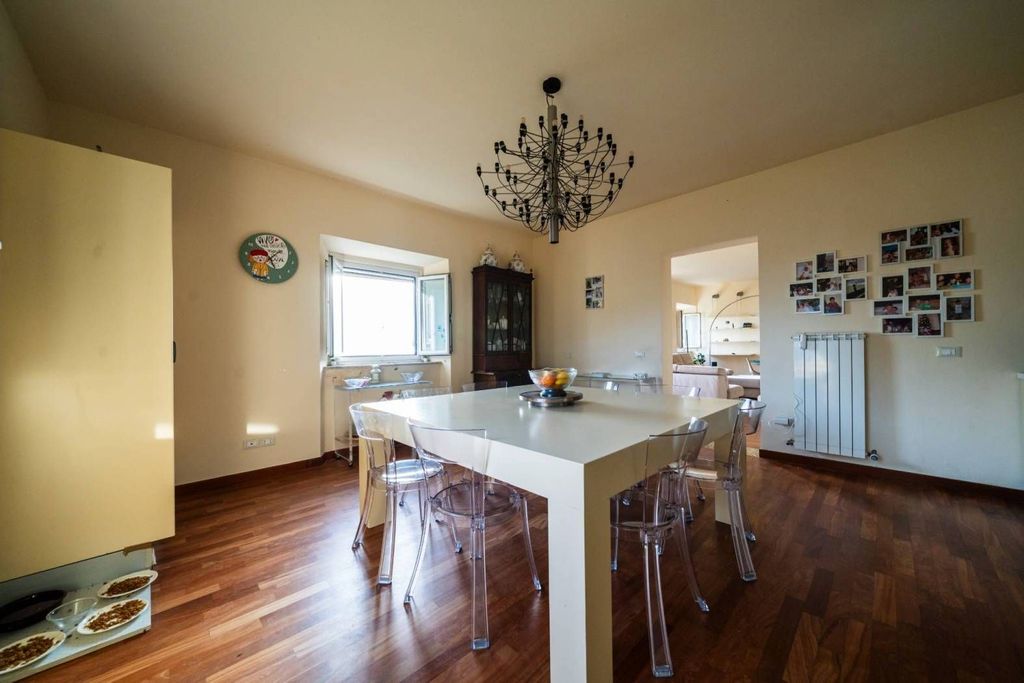 Luxury Apartment for sale in Livorno, 1 000 000 €, Photo 7