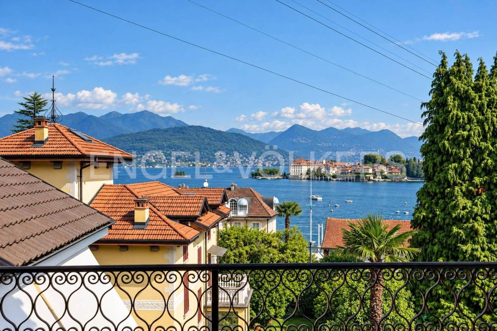 Luxury Apartment for sale in Stresa, 485 000 €, Photo 7