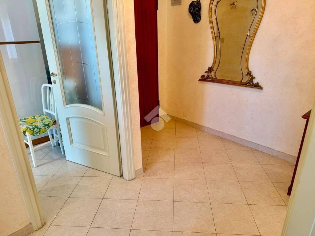Luxury Apartment for sale in San Bartolomeo Al Mare, 450 000 €, Photo 7