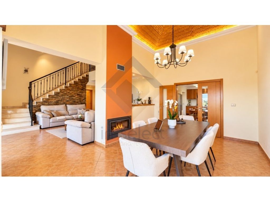 Luxury House for sale in Loulé, 1 175 000 €, Photo 7