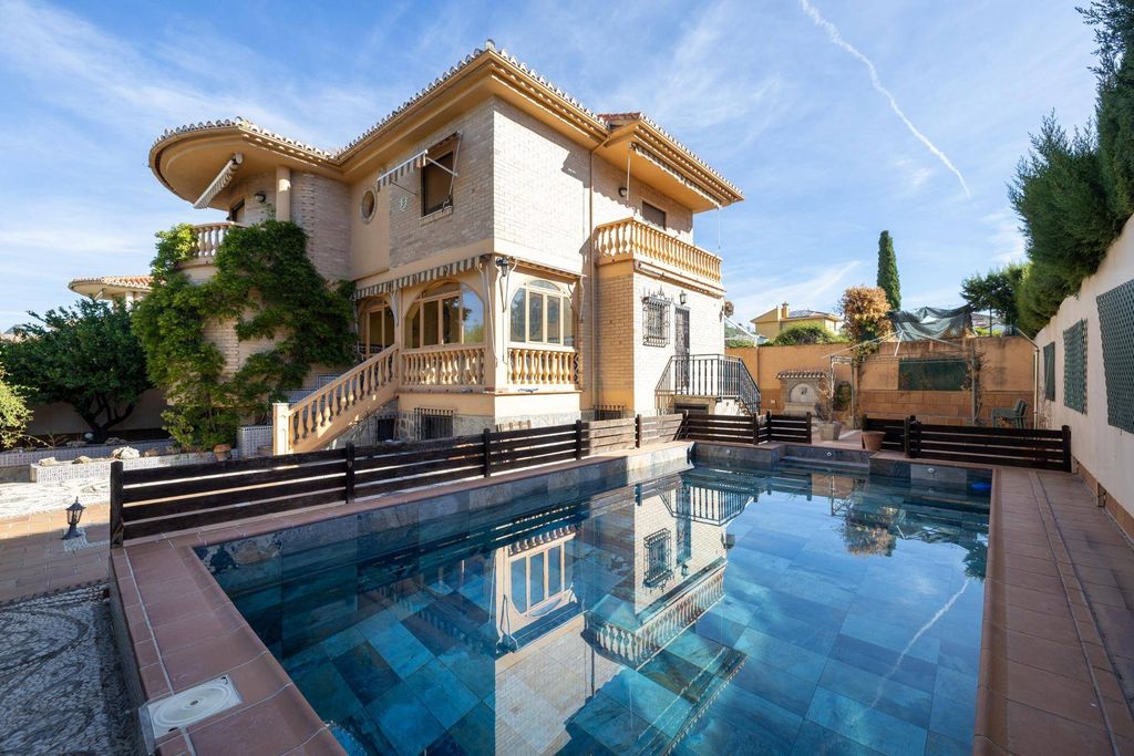 Maison de luxe à vendre à Cájar, 449 500 €, Photo 1