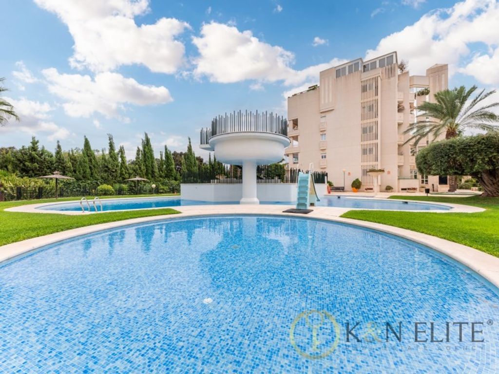 Appartement de luxe à vendre à Alicante, 420 000 €, Photo 1