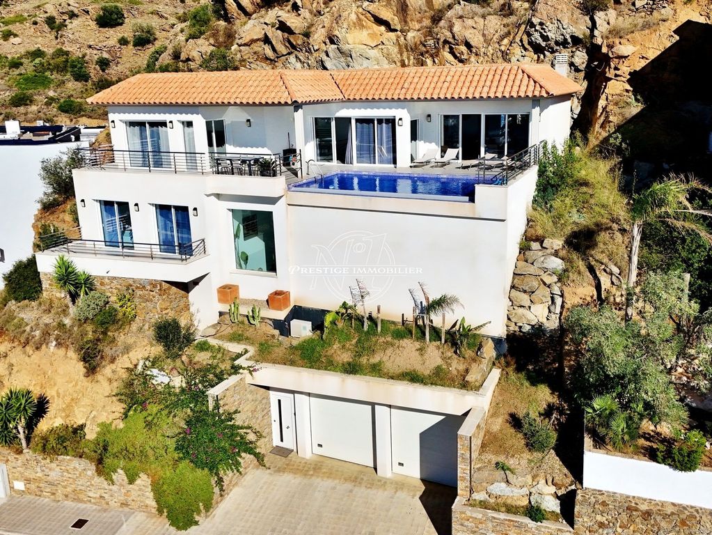 Luxury House for sale in Roses, 1 890 000 €, Photo 1