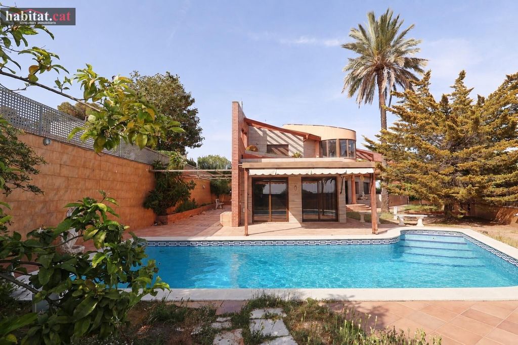 Maison de luxe à vendre à Vilanova I la Geltrú, 1 131 800 €, Photo 1
