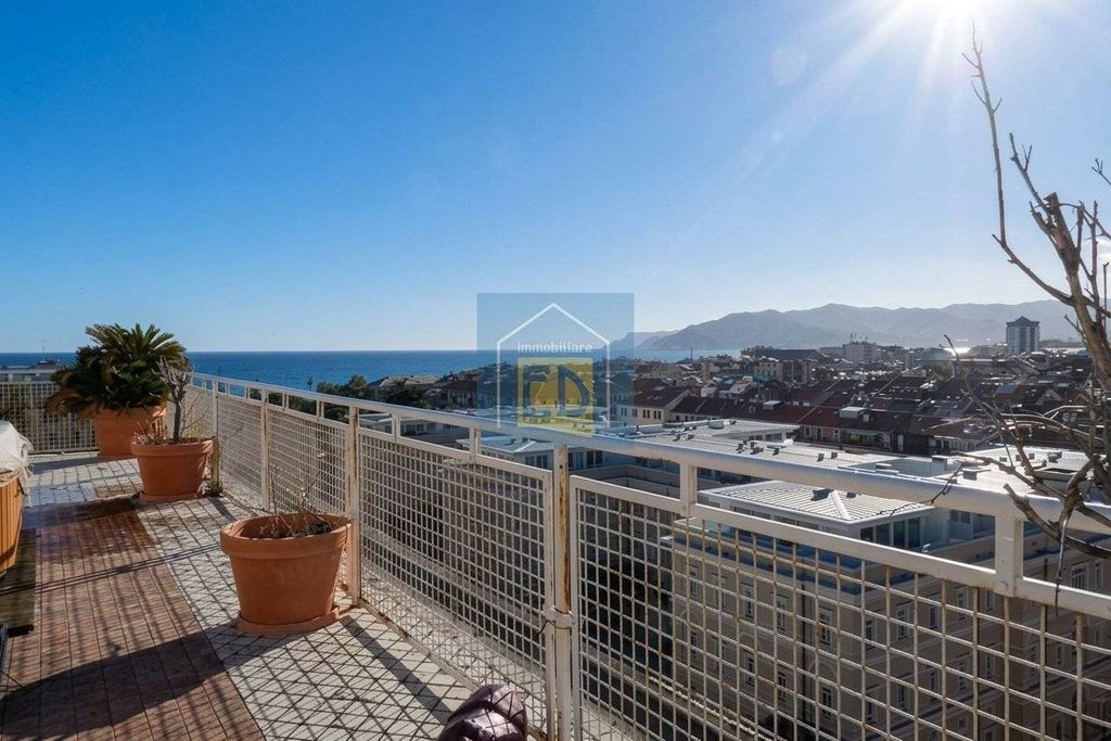 Appartement de luxe à vendre à Savona, 520 000 €, Photo 1