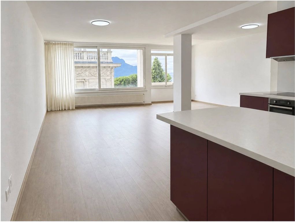 Luxury Apartment for sale in Montreux, 0 €, Photo 1