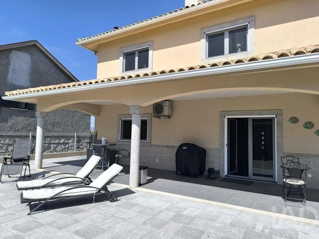 Maison de luxe à vendre à Chaves, 560 000 €, Photo 1