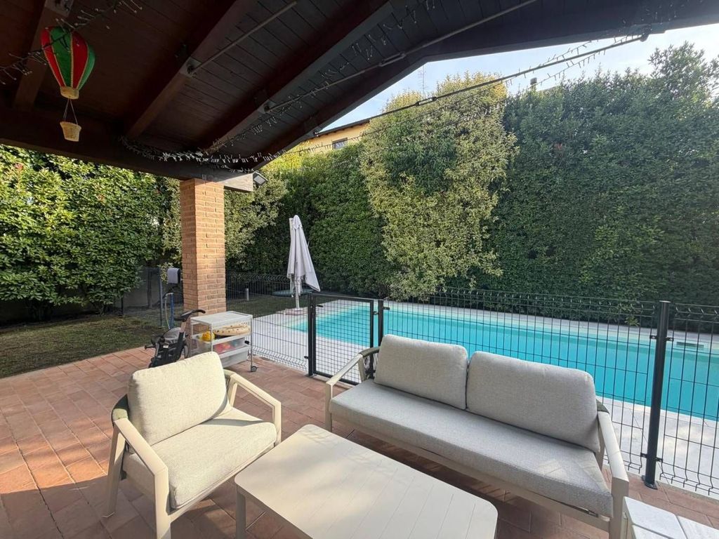 Maison de luxe à vendre à Collecchio, 610 000 €, Photo 2