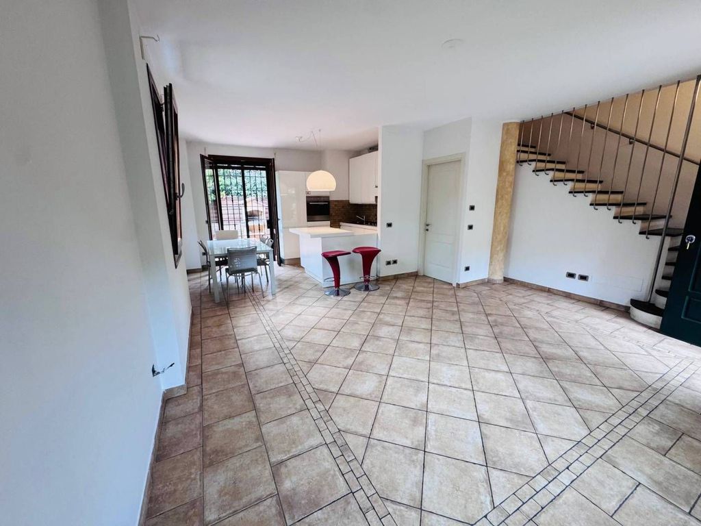 Maison de luxe à vendre à Zola Predosa, 468 000 €, Photo 2