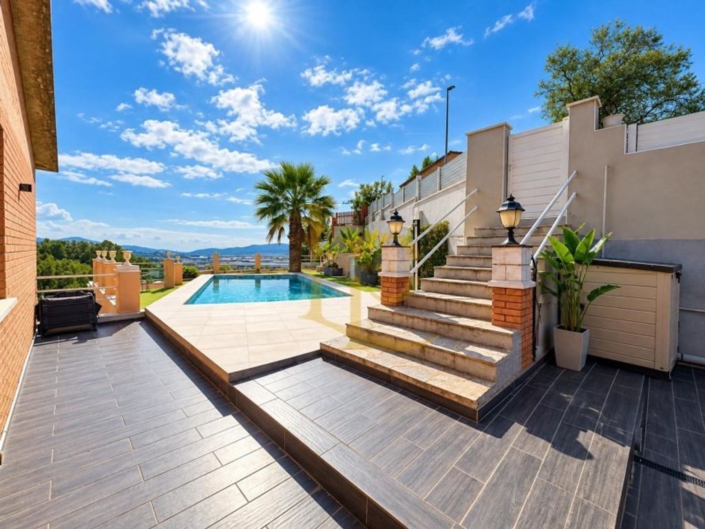Maison de luxe à vendre à Castellbisbal, 475 000 €, Photo 4