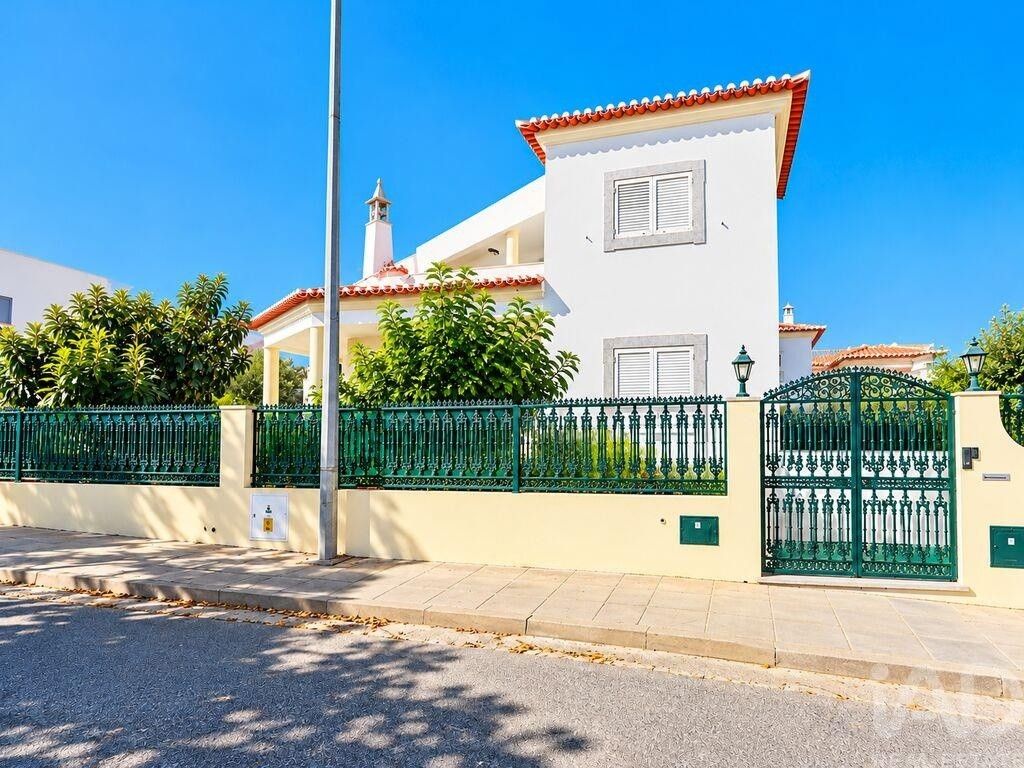 Luxury House for sale in Beja, 669 000 €, Photo 5