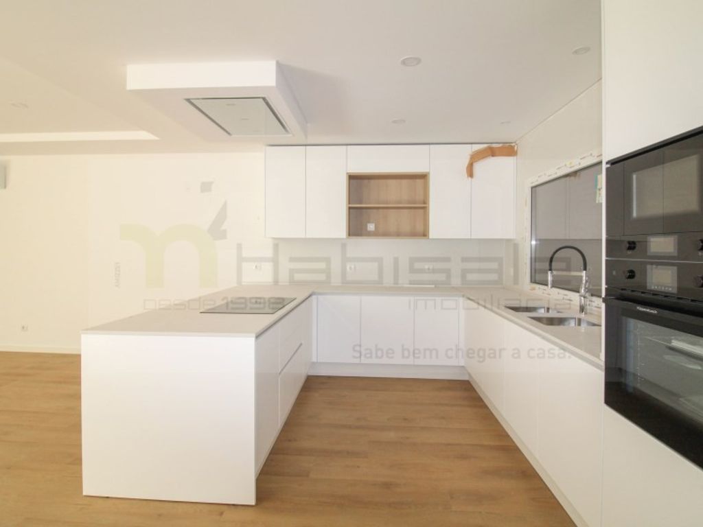 Maison de luxe à vendre à Almada, 690 000 €, Photo 5