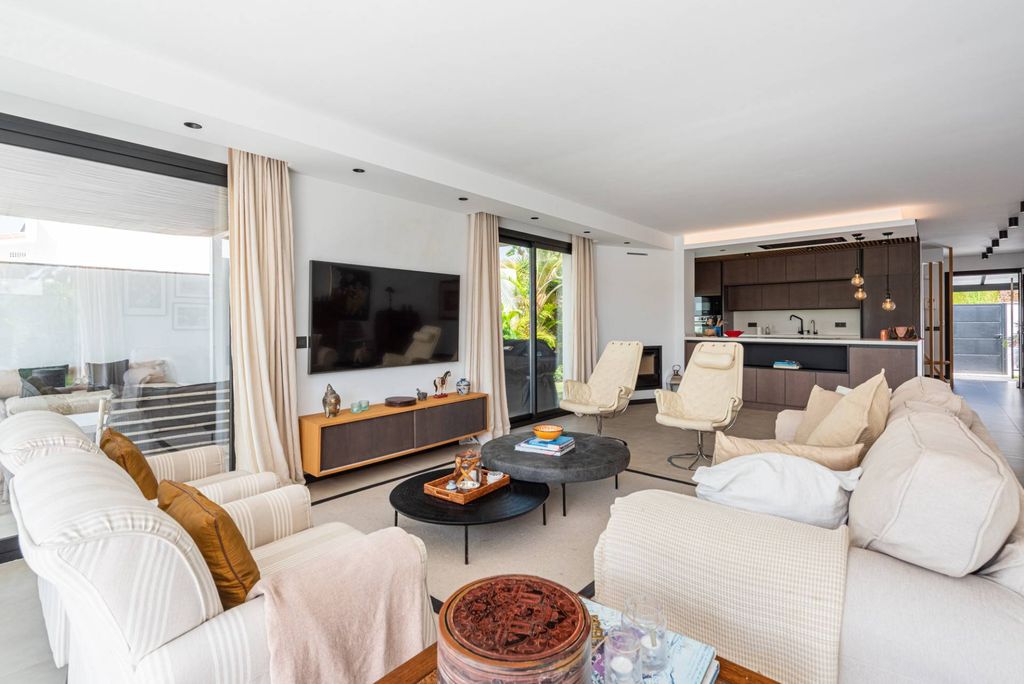 Maison de luxe à vendre à Marbella, 1 990 000 €, Photo 6