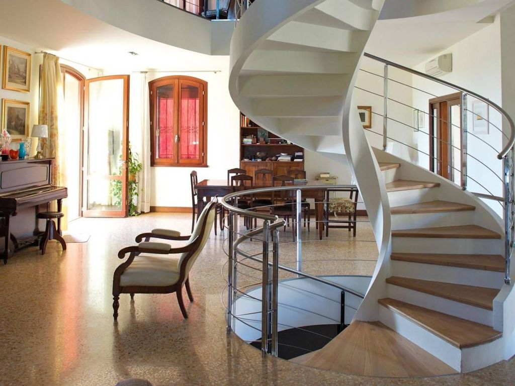Maison de luxe à vendre à Ravenna, 550 000 €, Photo 7