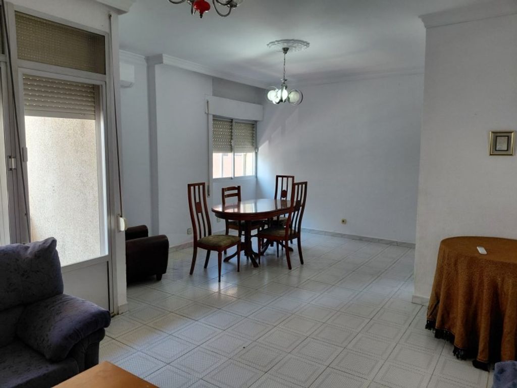 Luxury House for sale in Badajoz, 450 000 €, Photo 4
