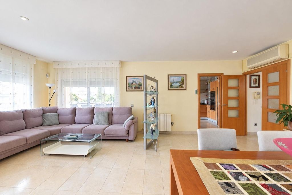 Maison de luxe à vendre à Cunit, 585 000 €, Photo 7