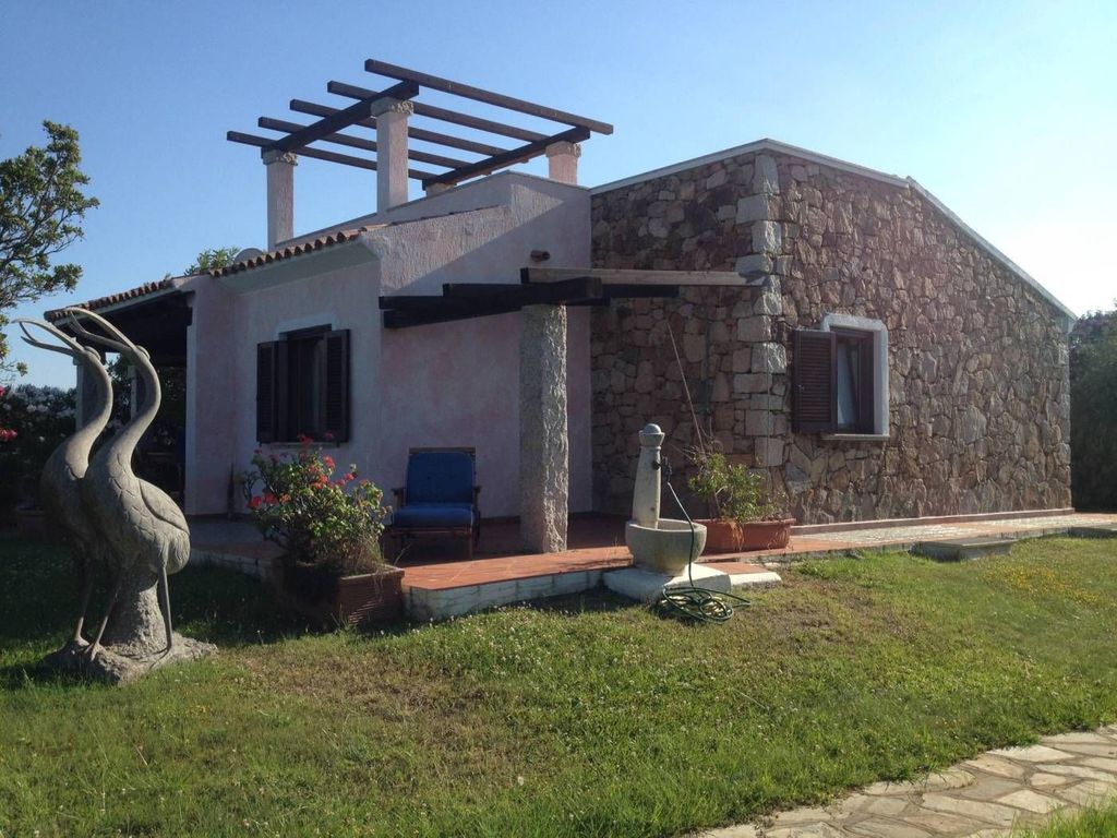 Maison de luxe à vendre à Budoni, 1 300 000 €, Photo 1
