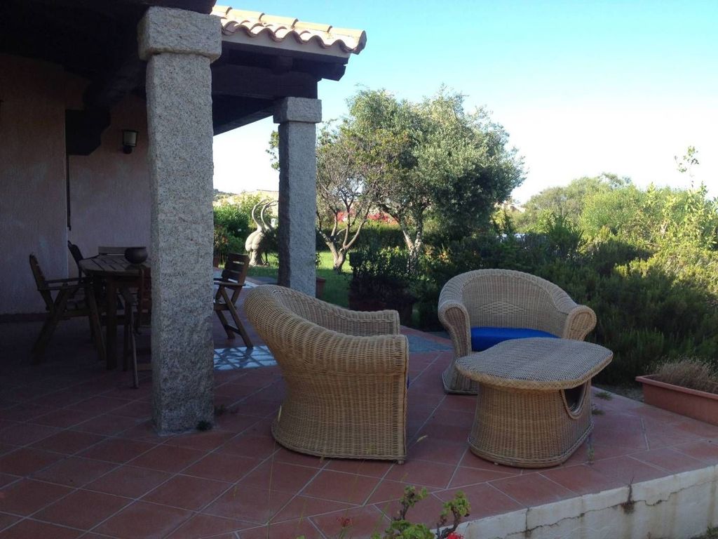 Luxury House for sale in Budoni, 1 300 000 €, Photo 2