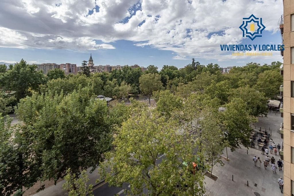 Luxury Apartment for sale in Granada, 995 000 €, Photo 4