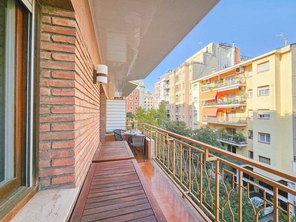 Luxury Apartment for sale in Barcelona, 675 000 €, Photo 6