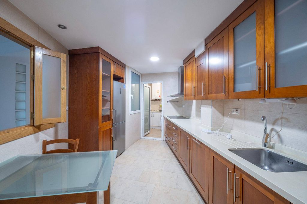 Luxury Apartment for sale in Granada, 518 000 €, Photo 7