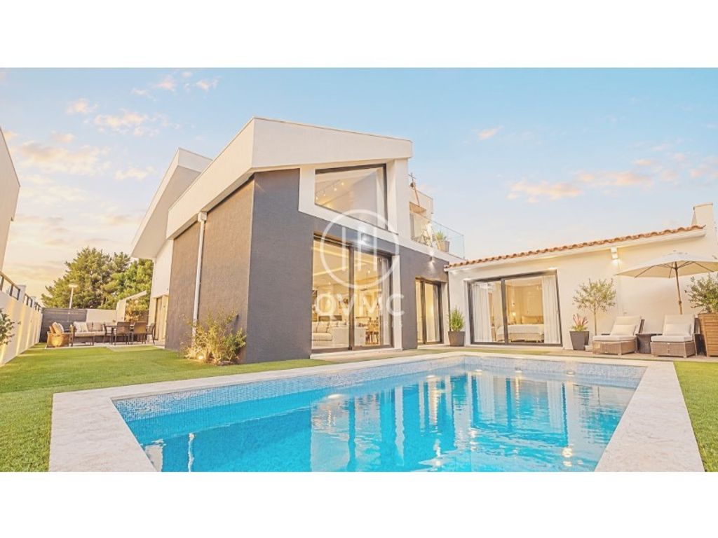 Maison de luxe à vendre à Setúbal, 684 000 €, Photo 1