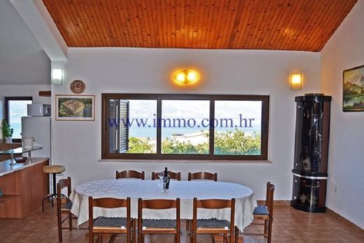 Maison de luxe à vendre à Ciovo, 800 000 €, Photo 5