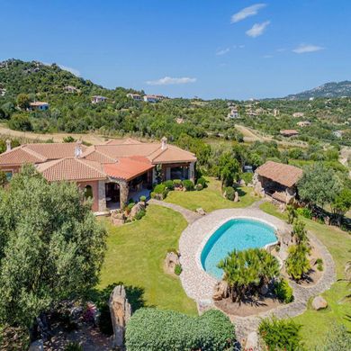 Luxury House for sale in Arzachena, 3 500 000 €, Photo 1