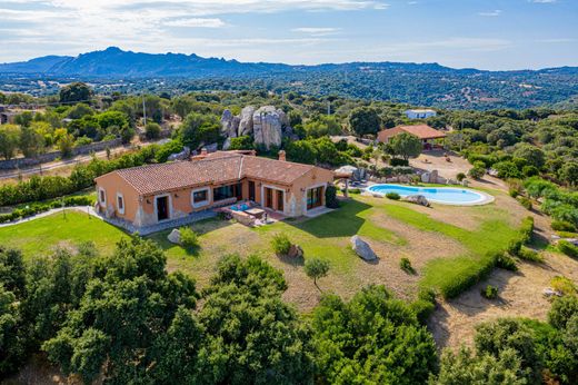 Maison de luxe à vendre à Olbia, 1 450 000 €, Photo 4