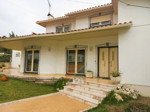 Luxury House for sale in Vila Nova de Ourém, 499 000 €, Photo 1