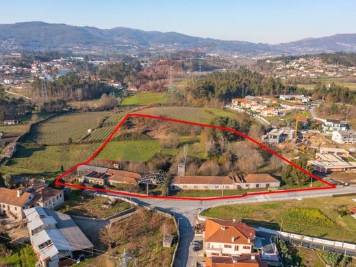Luxury House for sale in Vila Verde, 800 000 €, Photo 1