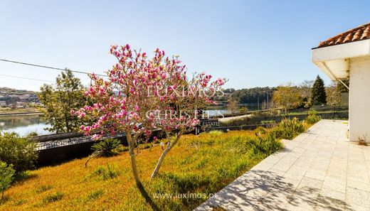 Maison de luxe à vendre à Gondomar, 850 000 €, Photo 1