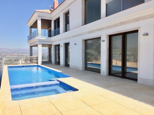 Luxury House for sale in Benidorm, 2 650 000 €, Photo 1