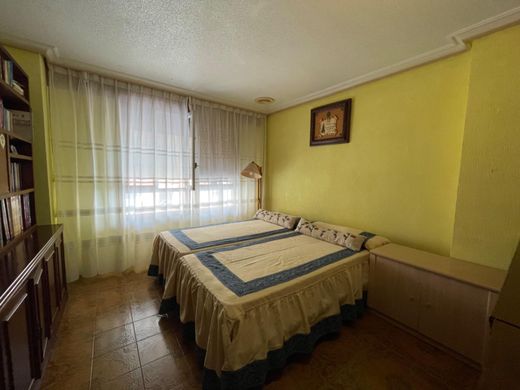 Maison de luxe à vendre à Guardamar Del Segura, 400 000 €, Photo 3