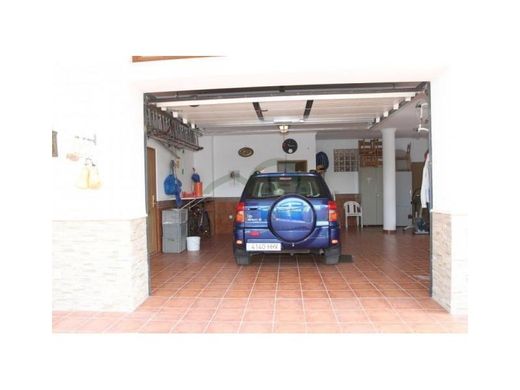 Maison de luxe à vendre à Cuevas Del Becerro, 600 000 €, Photo 1