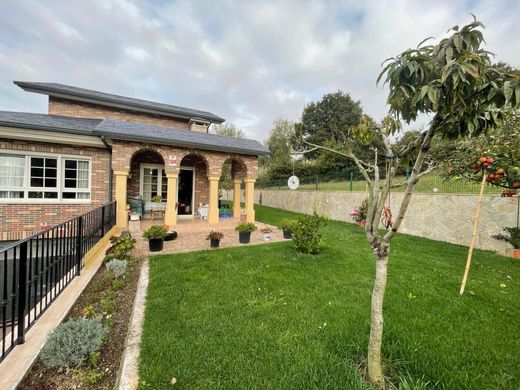 Luxury House for sale in Bárcena de Cicero, 485 000 €, Photo 4