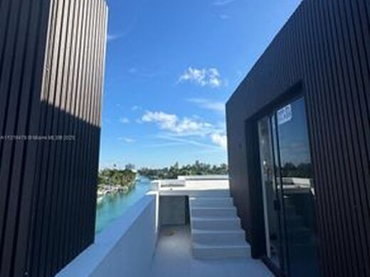 Maison de luxe à vendre à Miami Beach, 2 146 112 €, Photo 7