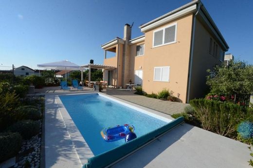 Maison de luxe à vendre à Petrcane, 900 000 €, Photo 1