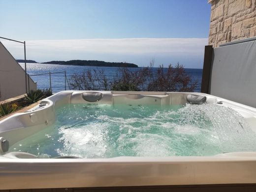 Maison de luxe à vendre à Korcula, 1 600 000 €, Photo 3