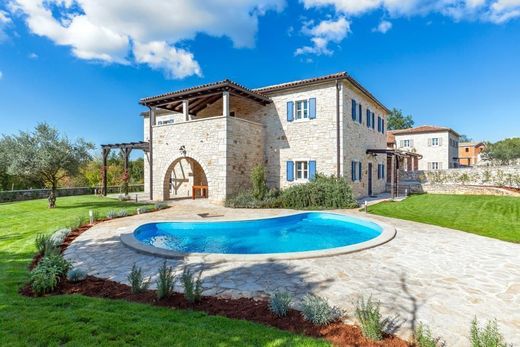 Maison de luxe à vendre à Tinjan, 1 686 000 €, Photo 1