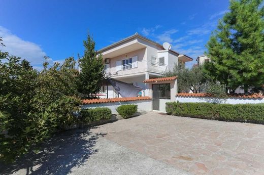 Luxury House for sale in Ciovo, 1 290 000 €, Photo 1
