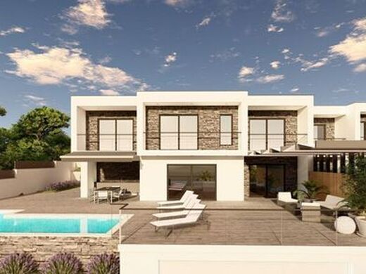 Maison de luxe à vendre à Crikvenica, 900 000 €, Photo 2