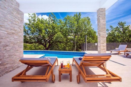 Luxury House for sale in Omiš, 1 500 000 €, Photo 7