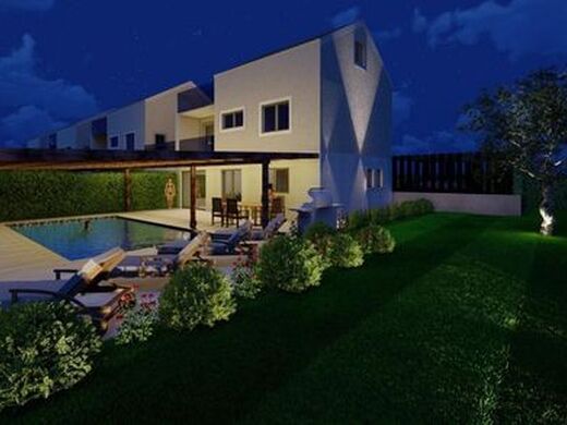Maison de luxe à vendre à Porec, 570 000 €, Photo 3