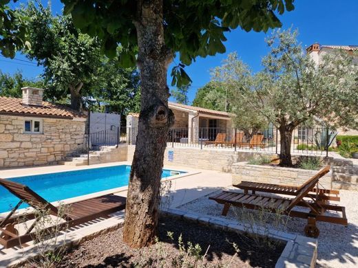 Maison de luxe à vendre à Svetvincenat, 790 000 €, Photo 3