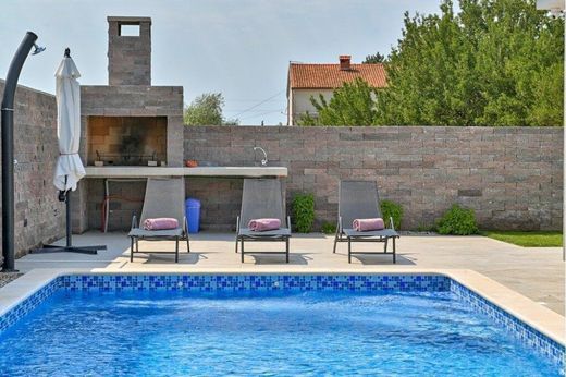 Luxury House for sale in Šikici, 570 000 €, Photo 4