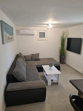 Luxury House for sale in Cesarica, 900 000 €, Photo 4