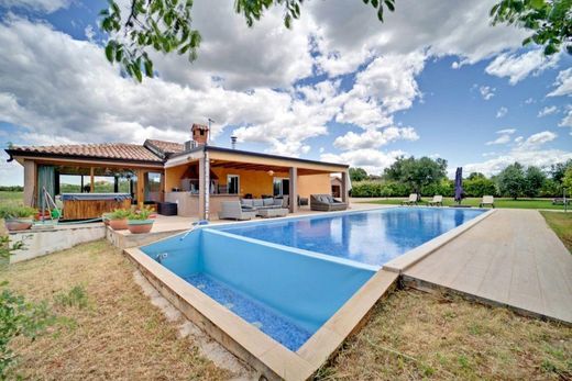 Luxury House for sale in Novigrad, 1 100 000 €, Photo 5