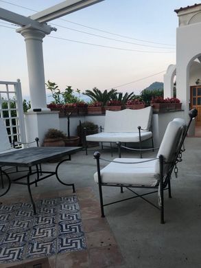 Luxury Apartment for sale in Capri, 900 000 €, Photo 5