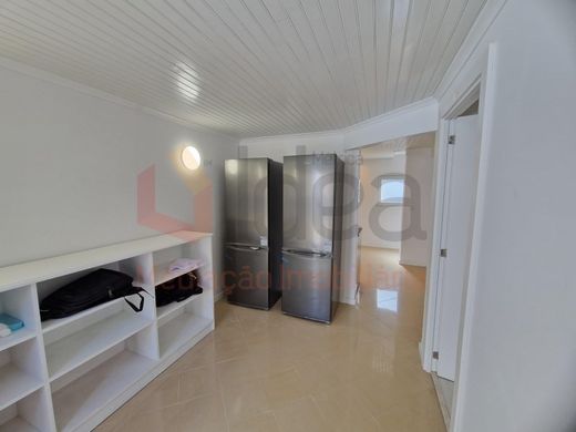 Maison de luxe à vendre à Lisbon, 555 000 €, Photo 2